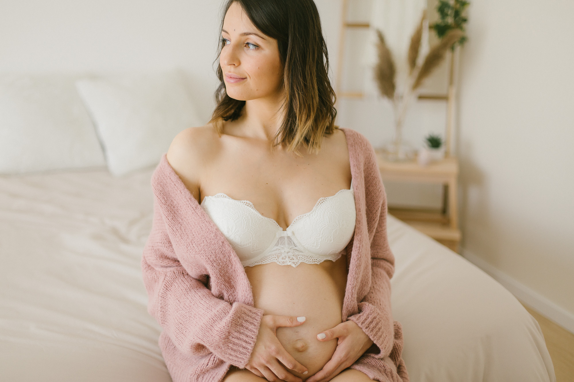 Séance boudoir à réaliser au 7ème ou 8ème mois de grossesse